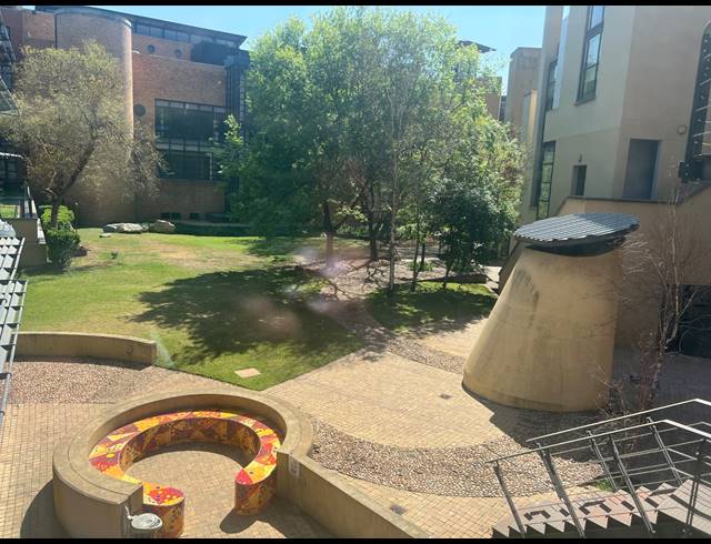 102M² OFFICE TO LET IN MELROSE ARCH